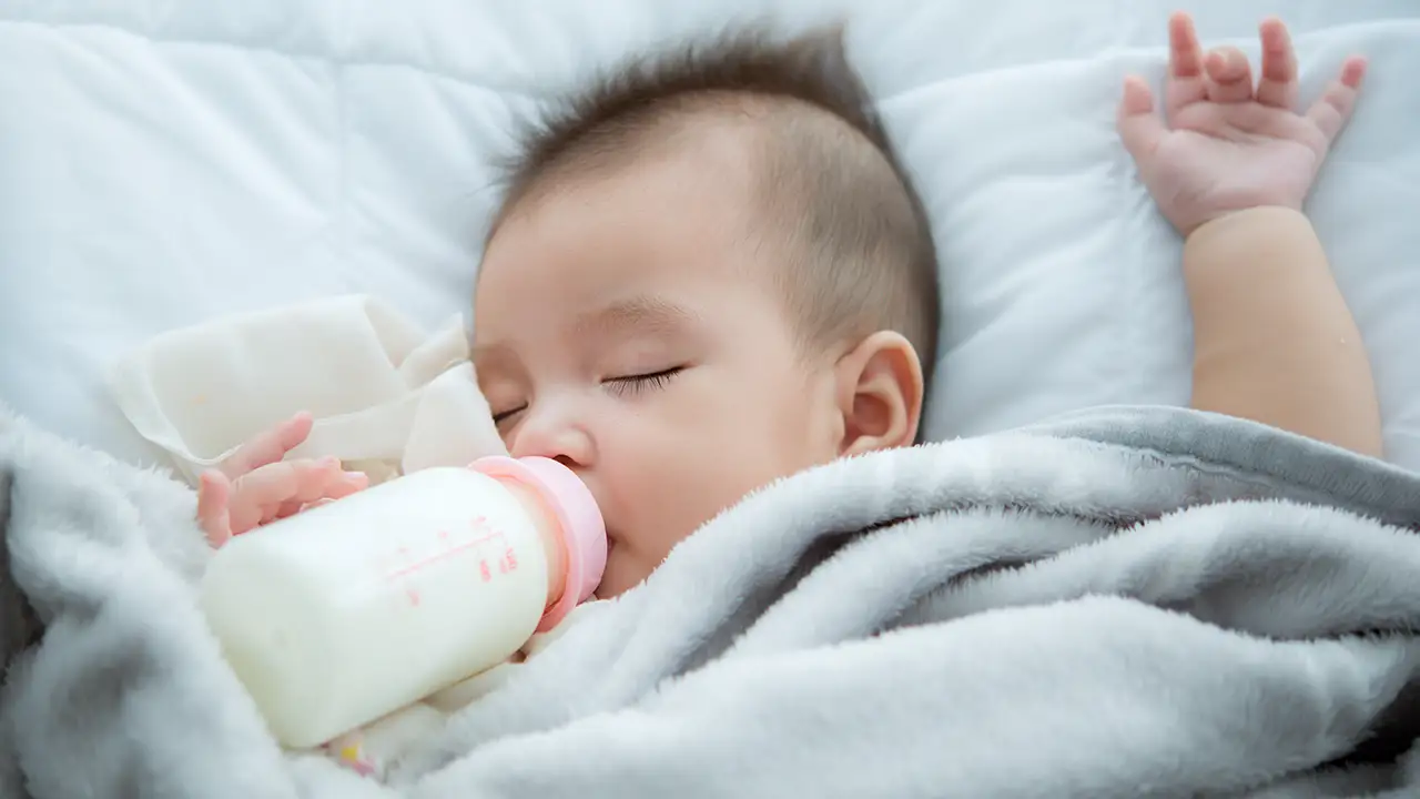 Carie da Biberon a Brescia – Guida Completa a Prevenzione e Cura – Studio Fiammenghi Carie da Biberon a Brescia - Guida Completa a Prevenzione e Cura - Studio Fiammenghi